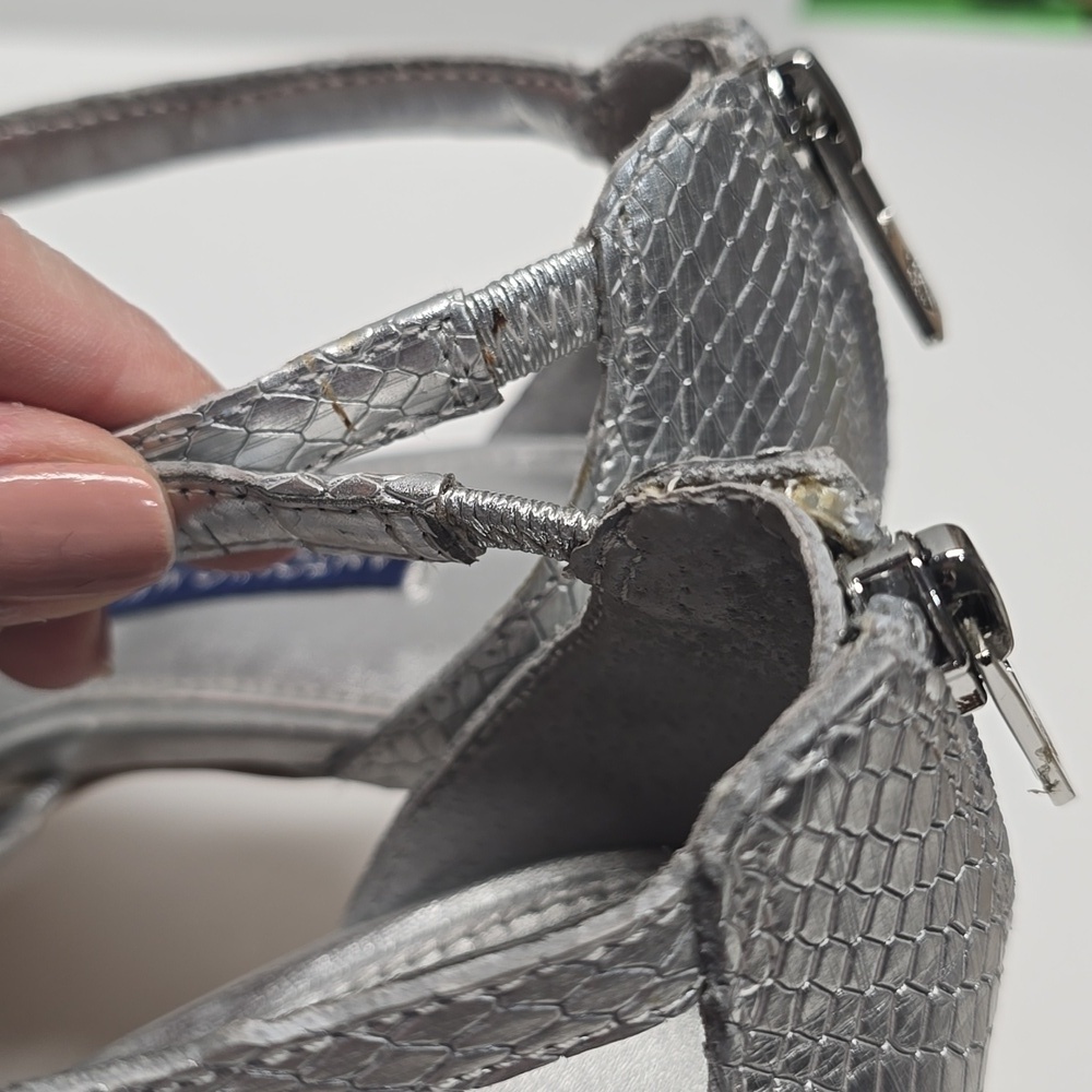 {Antonio Melani} Elegant Silver and Blue Embellished Women's Sandals - Size 8.5 - Picture 8 of 15